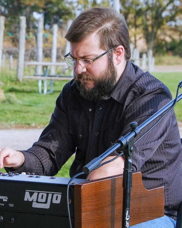 Christian “Papa Nubs” Dyble at the organ